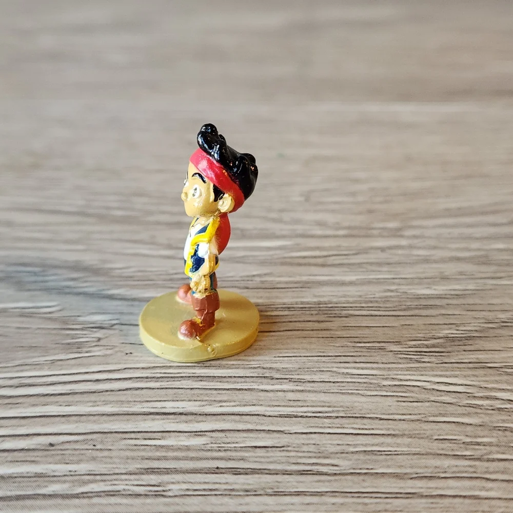 🖤 JAKE Neverland Pirates Disney Miniature Figure Collector Packs Park Series 14